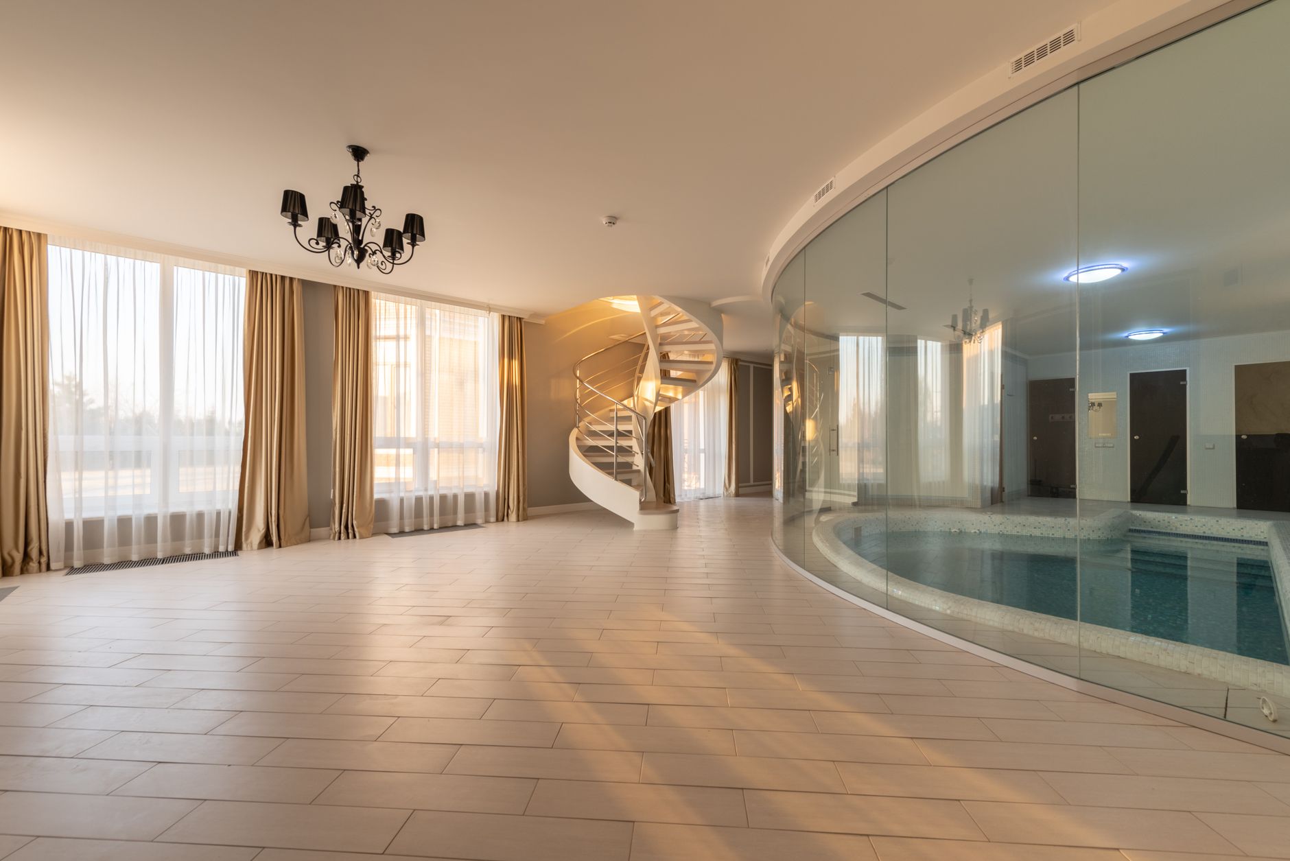 Constructeur de piscine de luxe à Rennes